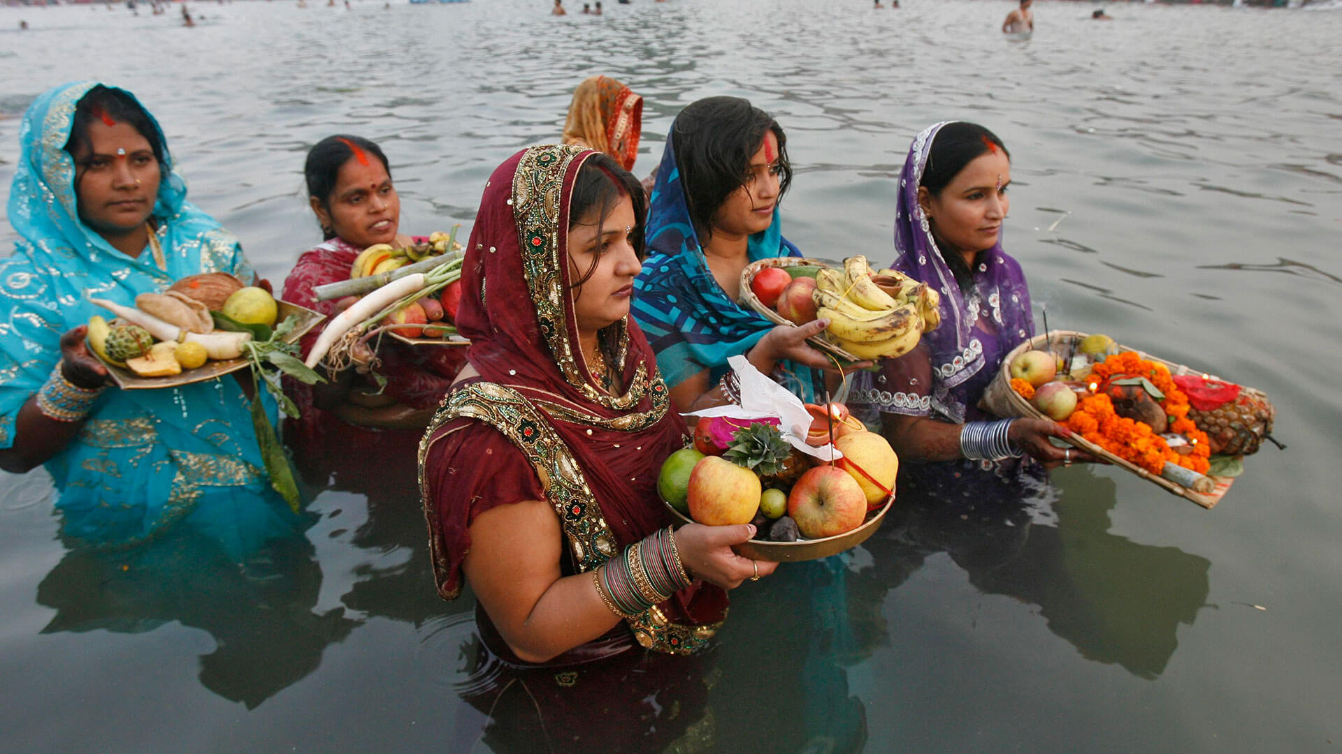 Chhath Puja 2023 Dates History Major Attractions Rituals Story 2392